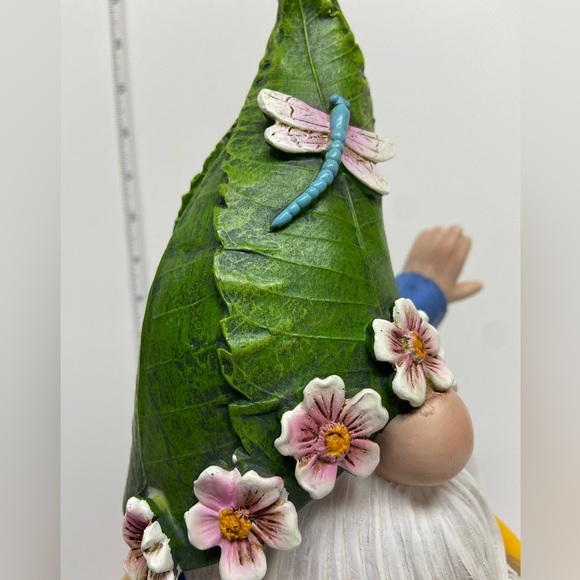 Light Up Hoola Hoop Garden Gnome 🏡🌻🌺🧚‍♀️ - Picture 9 of 9